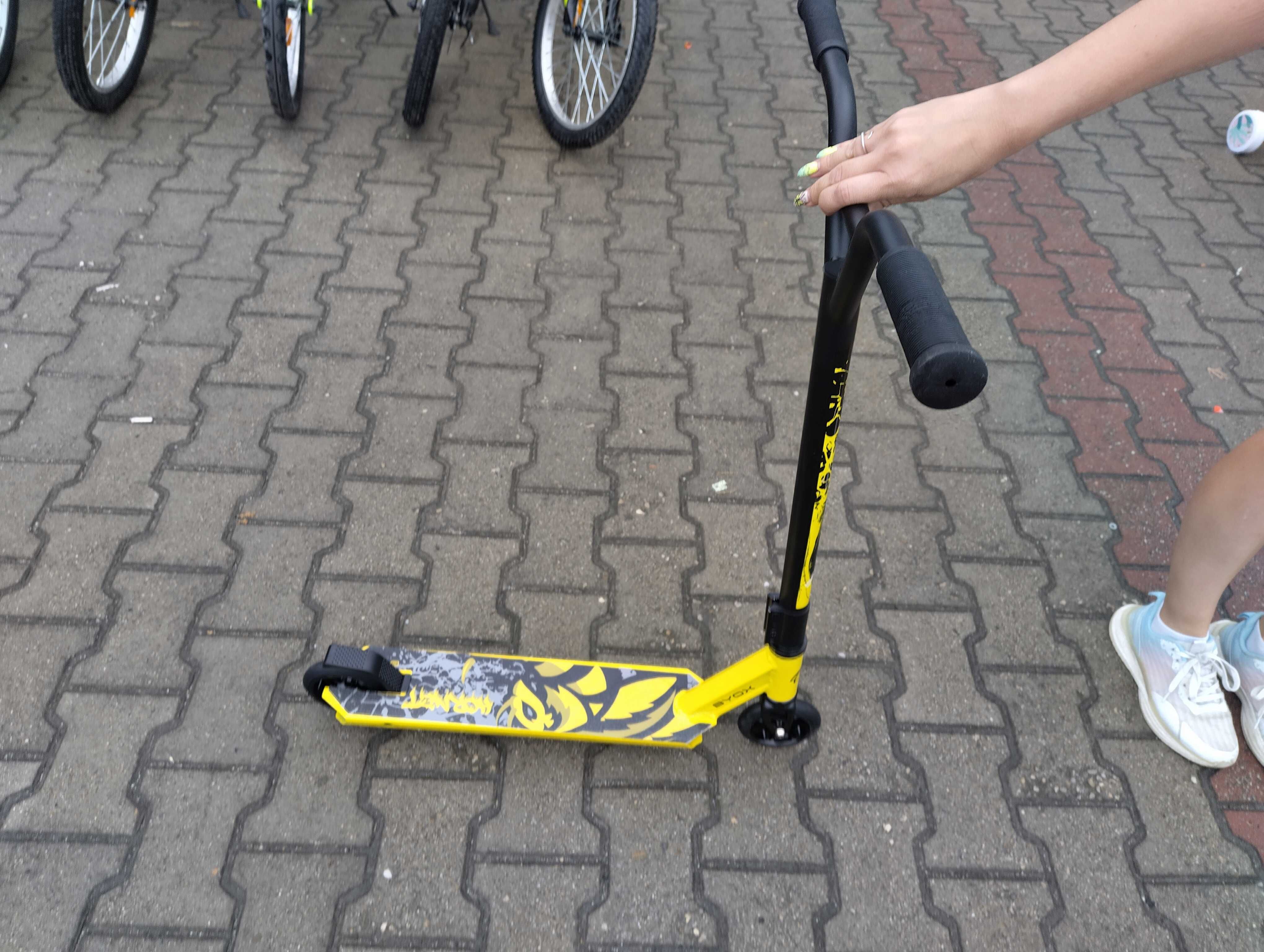 BYOX Детска тротинетка stunt HORNET