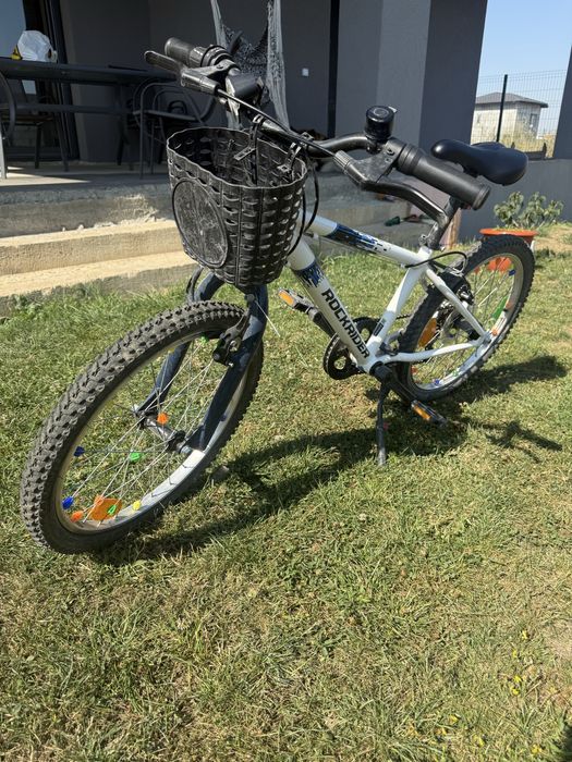 Bicicleta copii 6-9 ani