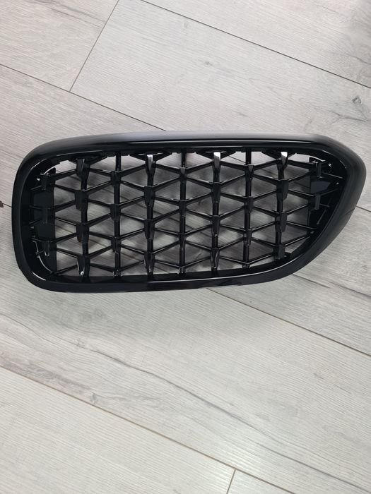 Grila-Diamond-Neagra-Full-Black-Bmw-Seria-5-G30-2017-2018-Xdrive-2019