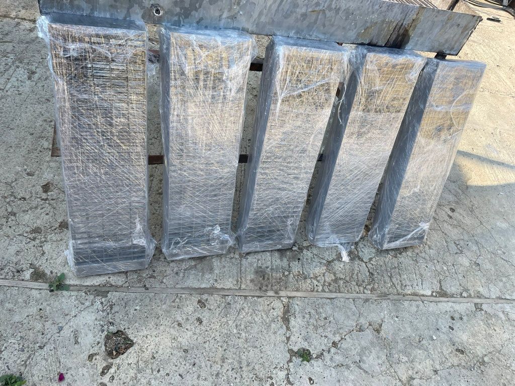 Vand gretare grilage zincate și trepte avem transport an toata tara