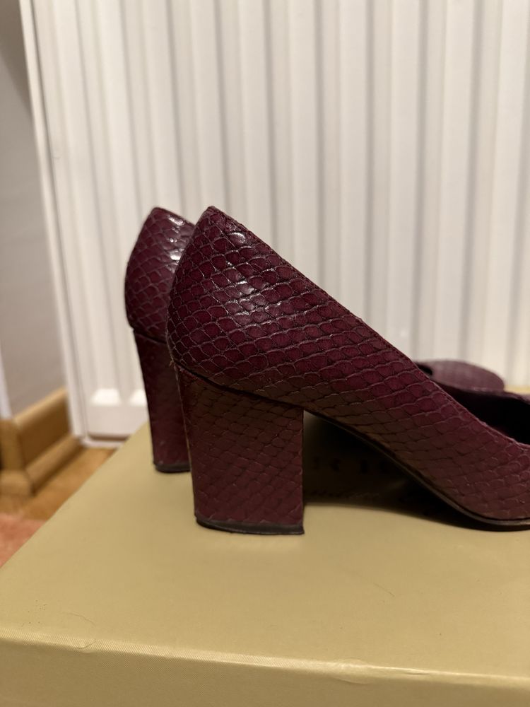 Pantofu cu toc max mara