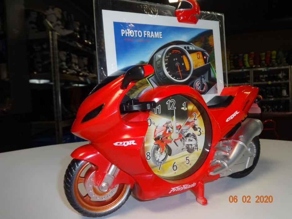 Часовник мотор с рамка за снимка червен син жълт сувенир подарък мото