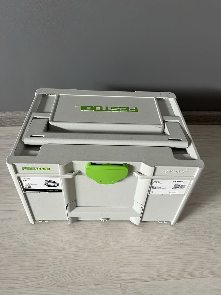 Продавам лампа Festool Syslite Duo