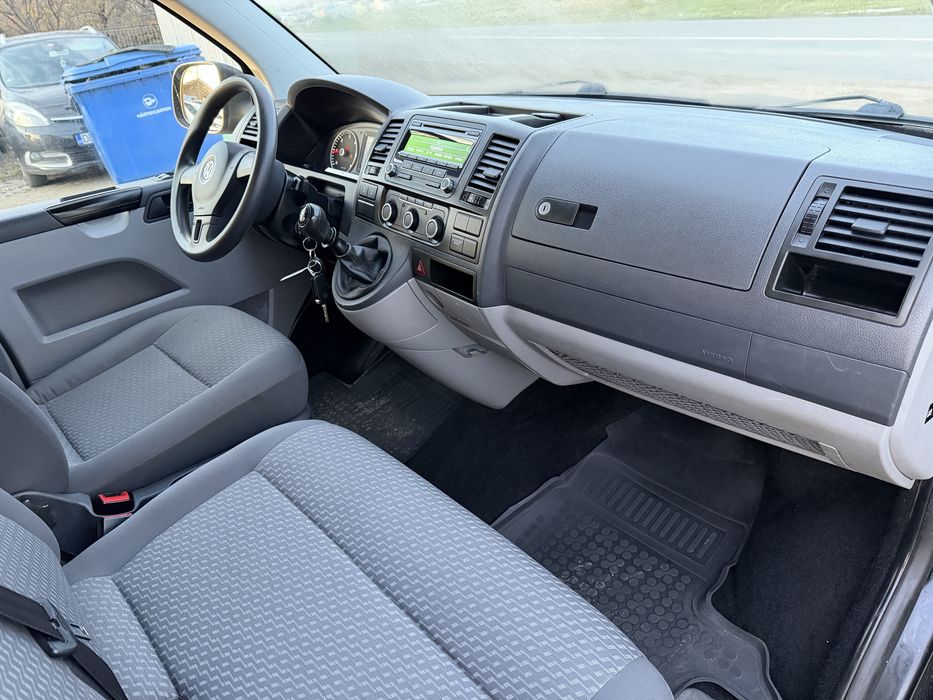 Volkswagen Caravelle Long 2013, 2.0TDi 9 Locuri *157.000 km*