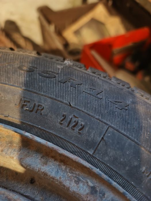 Зимни Гуми с Джанти 175/65/14 Debica M+S от Mazda 2