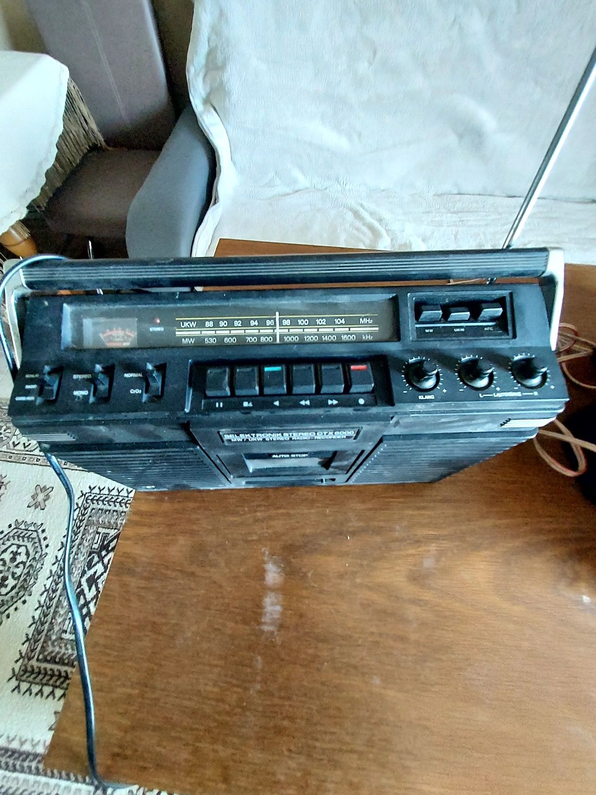 Radio casetofon  RETRO