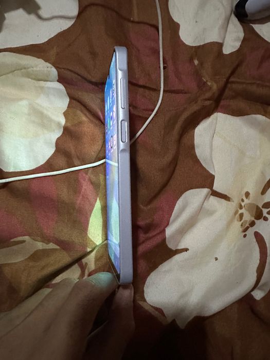 Samsung A16………….