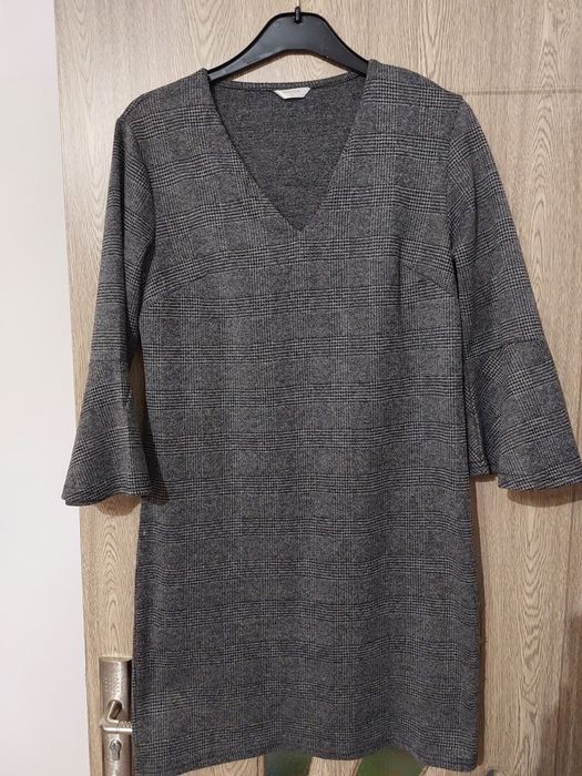 Rochie gri in carouri, noua