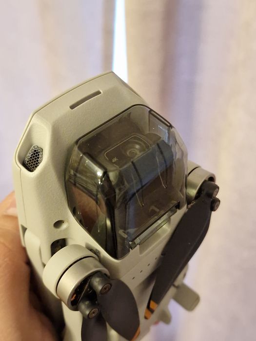 Dronă DJI Mini 2