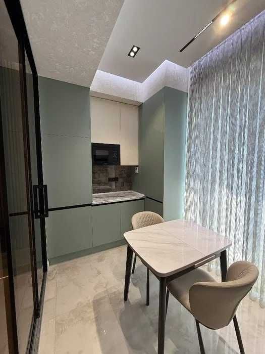 СРОЧНО аренда кв ЖК "Кипарис" 3х-ком 6/9 Метро Абдуллы Кадыри 136*