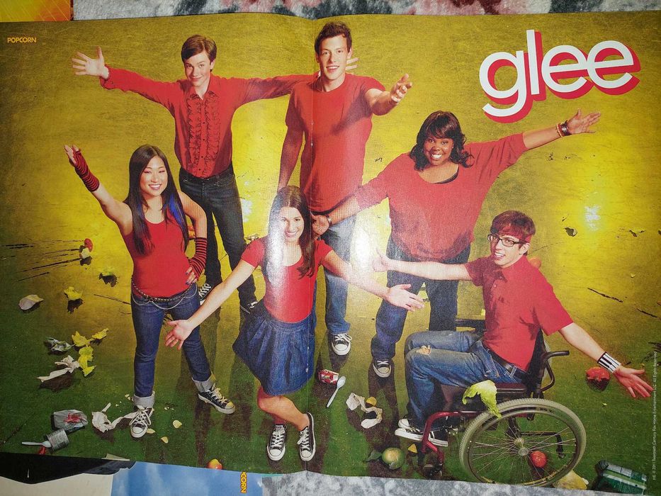 Poster enrique iglesias/ glee