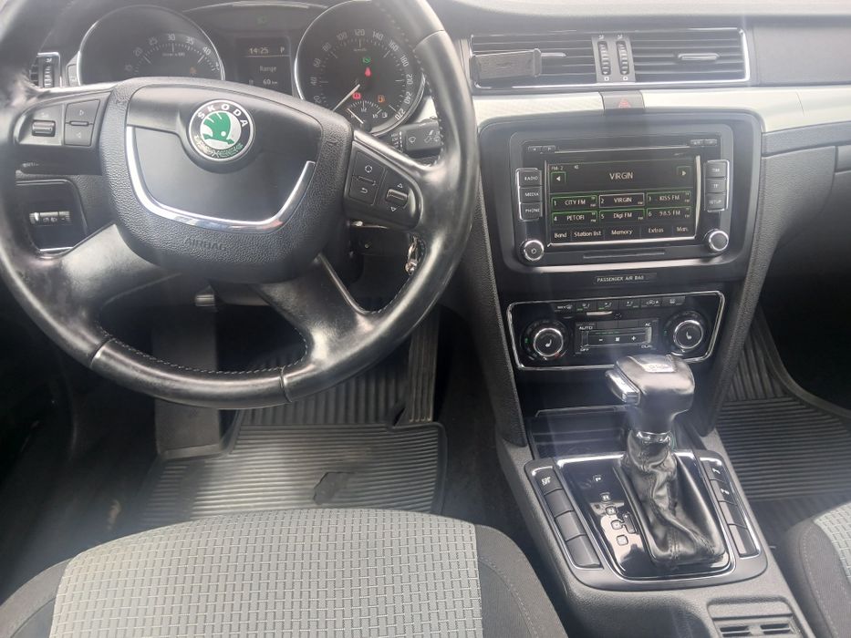 Skoda Superb 2.0 TDI 170cp DSG