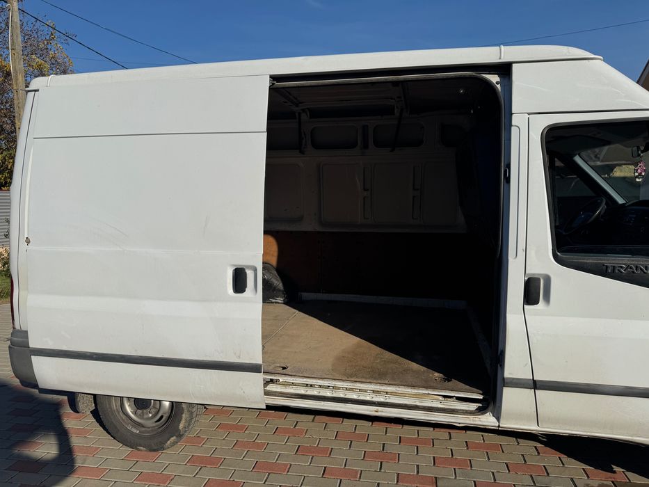 Ford tranzit 2.2