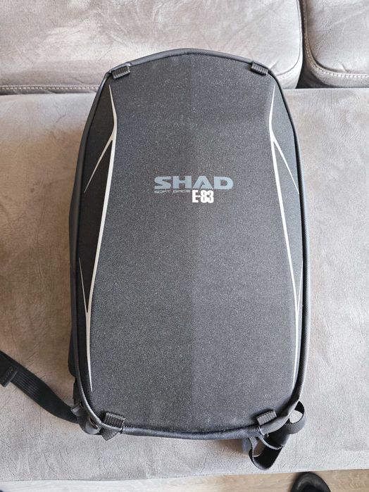 Продавам мото раница Shad E83
