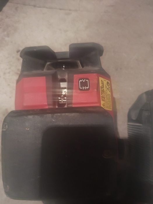 Laser Hilti PM 40 MG in stare foarte buna ,cu baterie fara incarcator