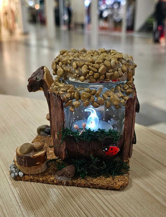 Căsuță decorativă suport de lumânări handmade