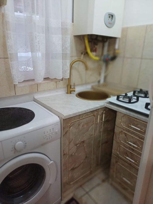 Închiriez garsonieră pe termen lung