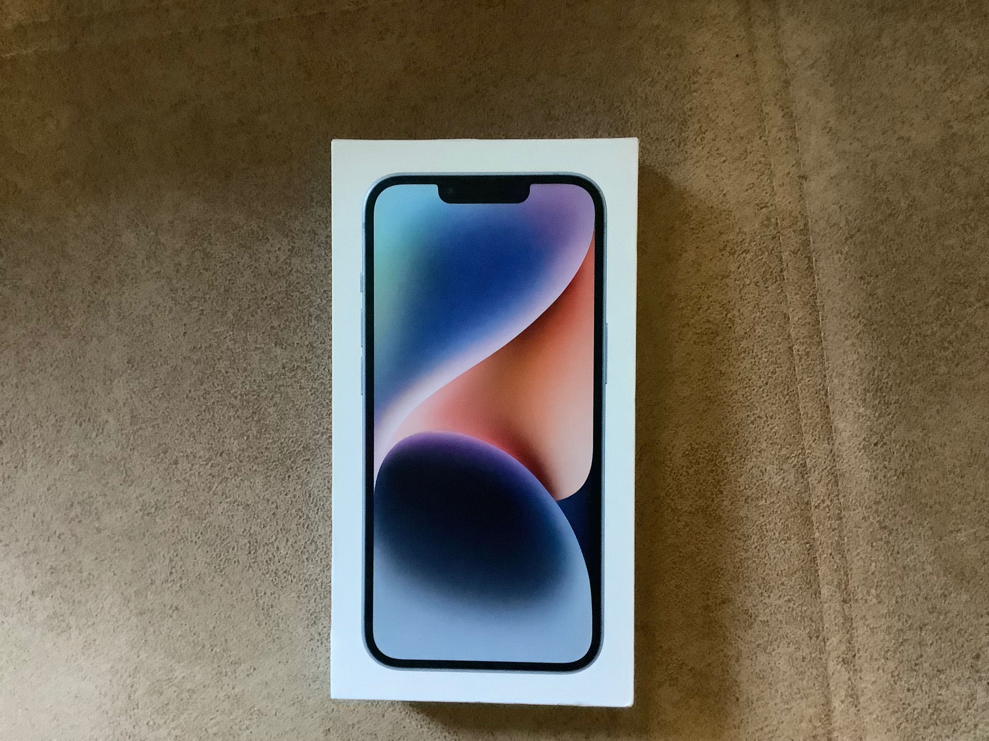 Продавам iPhone 14 като нов, без забележки подарък iPhone XR, като нов