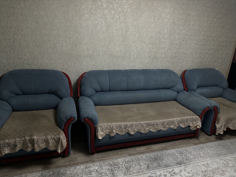 Диван с креслами
