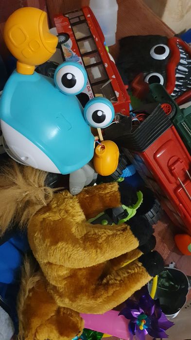 Игрушки за шоколадку