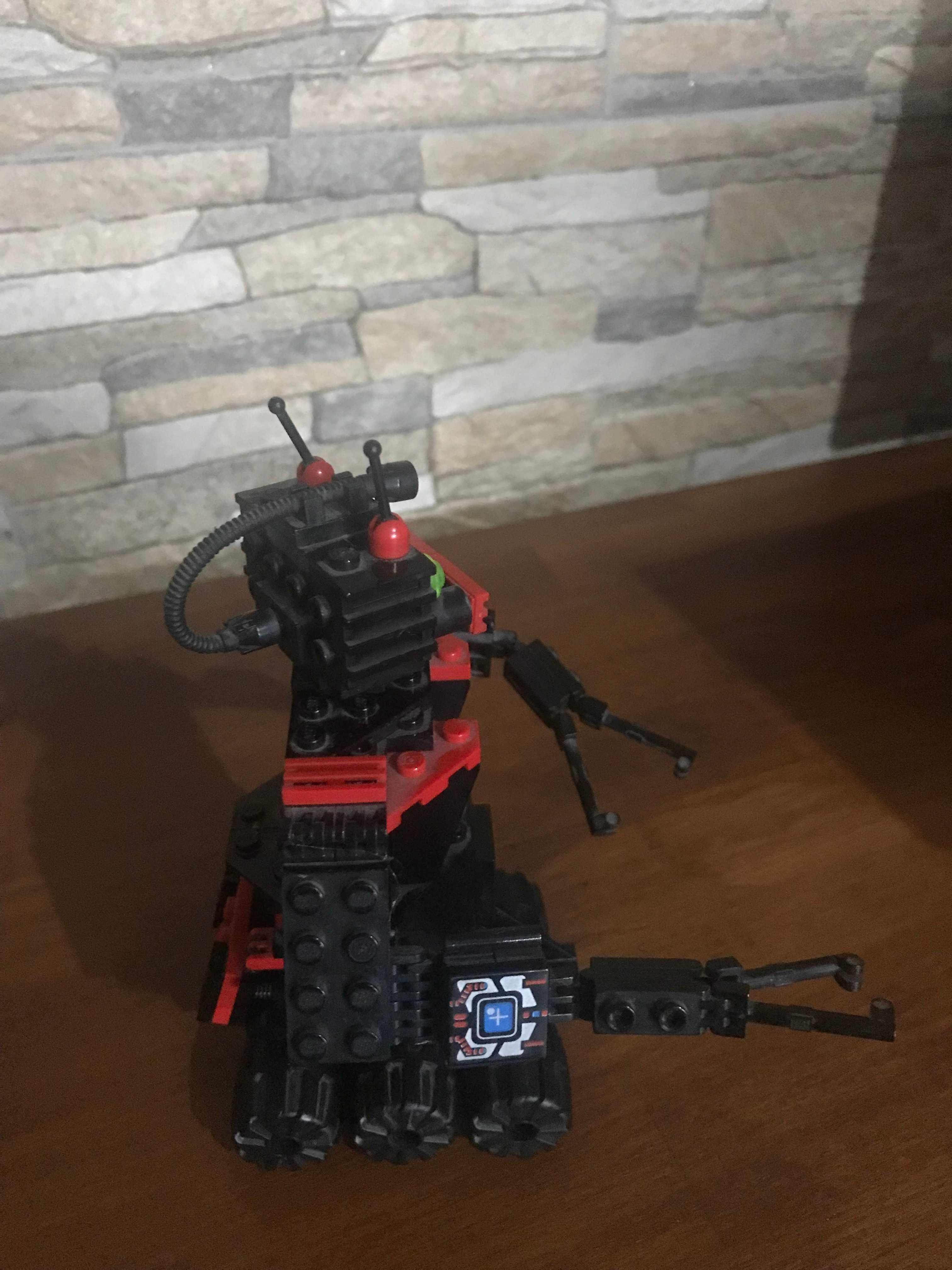 Robot LEGO tehnic model clasic