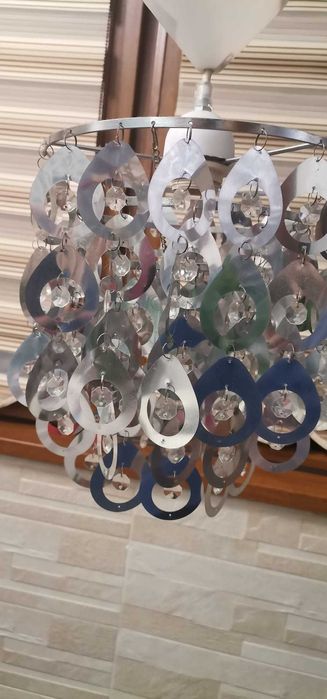 Plafoniera cu un bec