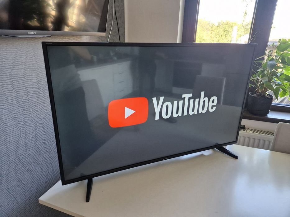 Televizor SMART led Sharp diag 43
