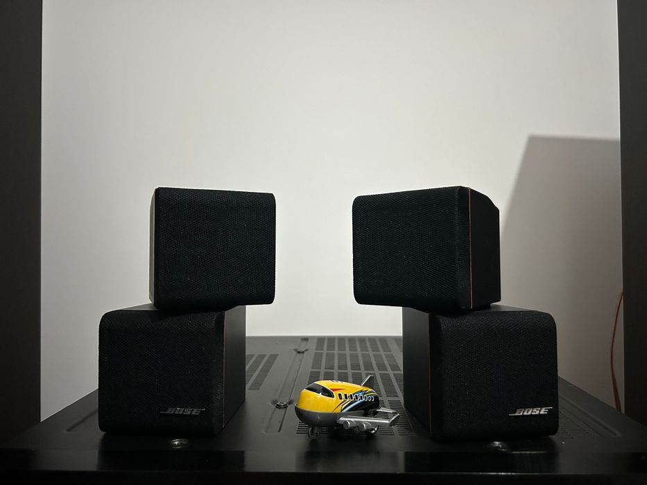 Sateliti surround Hi-Fi BOSE Cube Lifestyle Acoustimass Home Theater