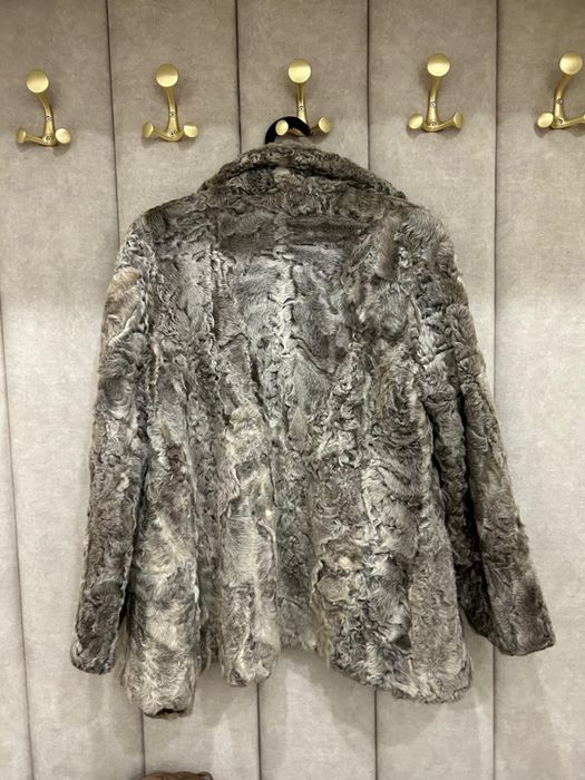 шуба новая из каракуля