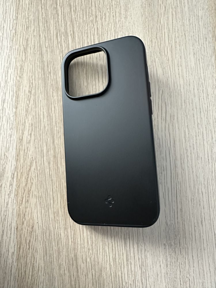 Vand Husa Iphone 14 Pro Spigen Thin Fit Black