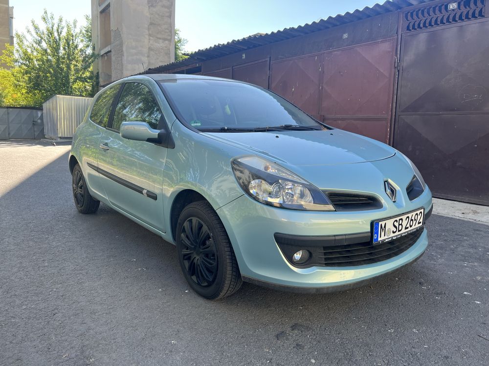 Vand urgent renault clio