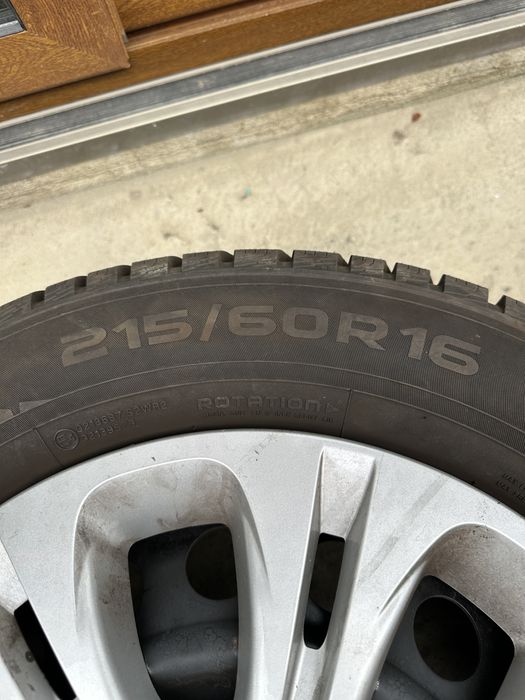 Jante 16’  Suzuki s cross+anvelope iarna 215 60 R16