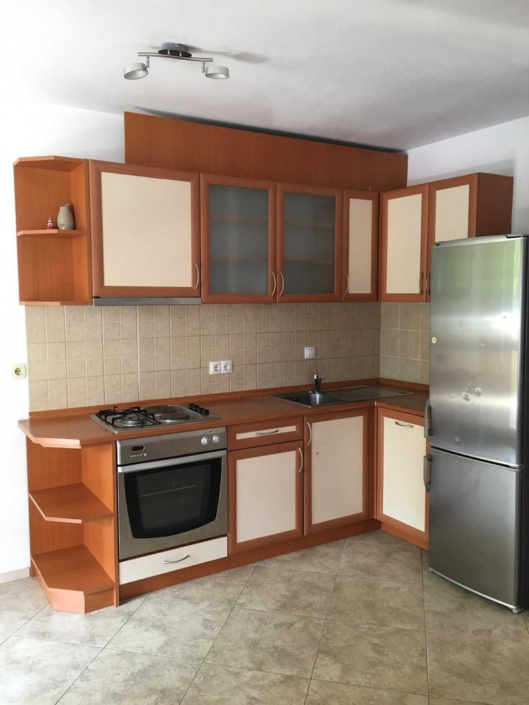 Дава се под наем Двустаен апартамент в София, Витоша - 78 кв.м за 650 € - Снимка #1