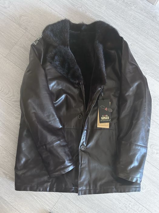 Дубленка мужская кожаная.