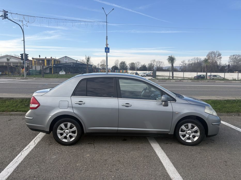 Nisan tiida  2007 cu gpl