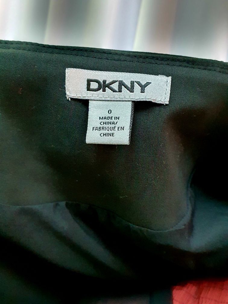 Sacou gecuta cambrata Dkny