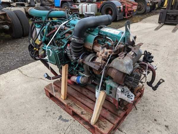 Motor complet pentru camion VOLVO FM7 DC7C310 EC99