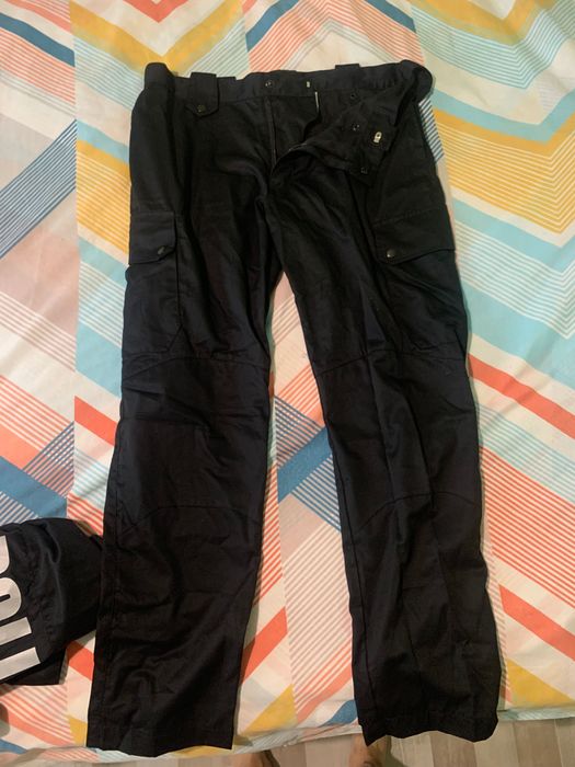 Черни дрехи униформа