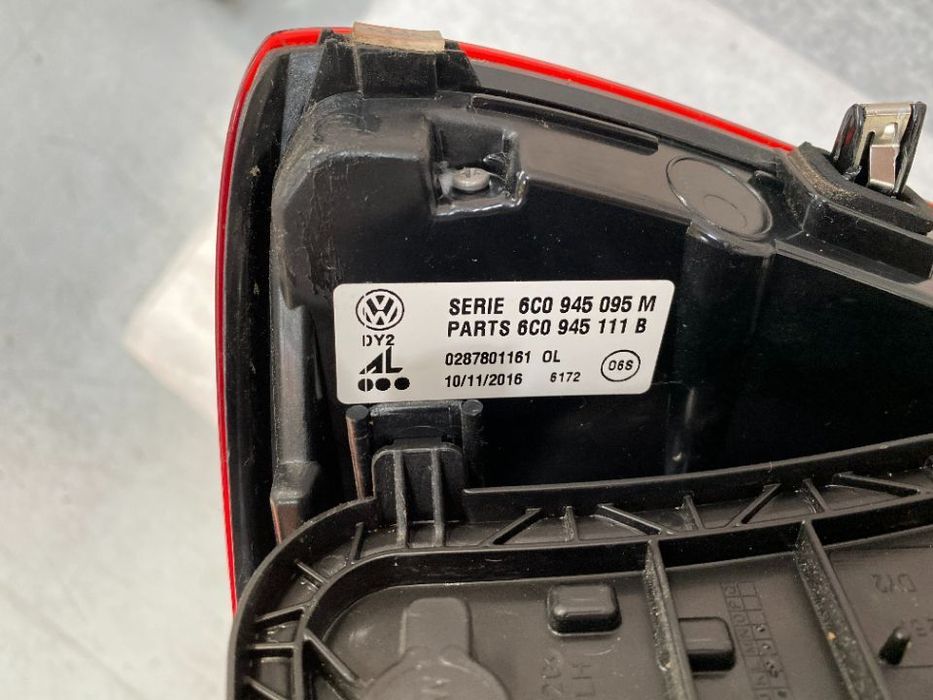 Stop stanga dreapta VW POLO 6R facelift 6c0945096m 6c0945095m