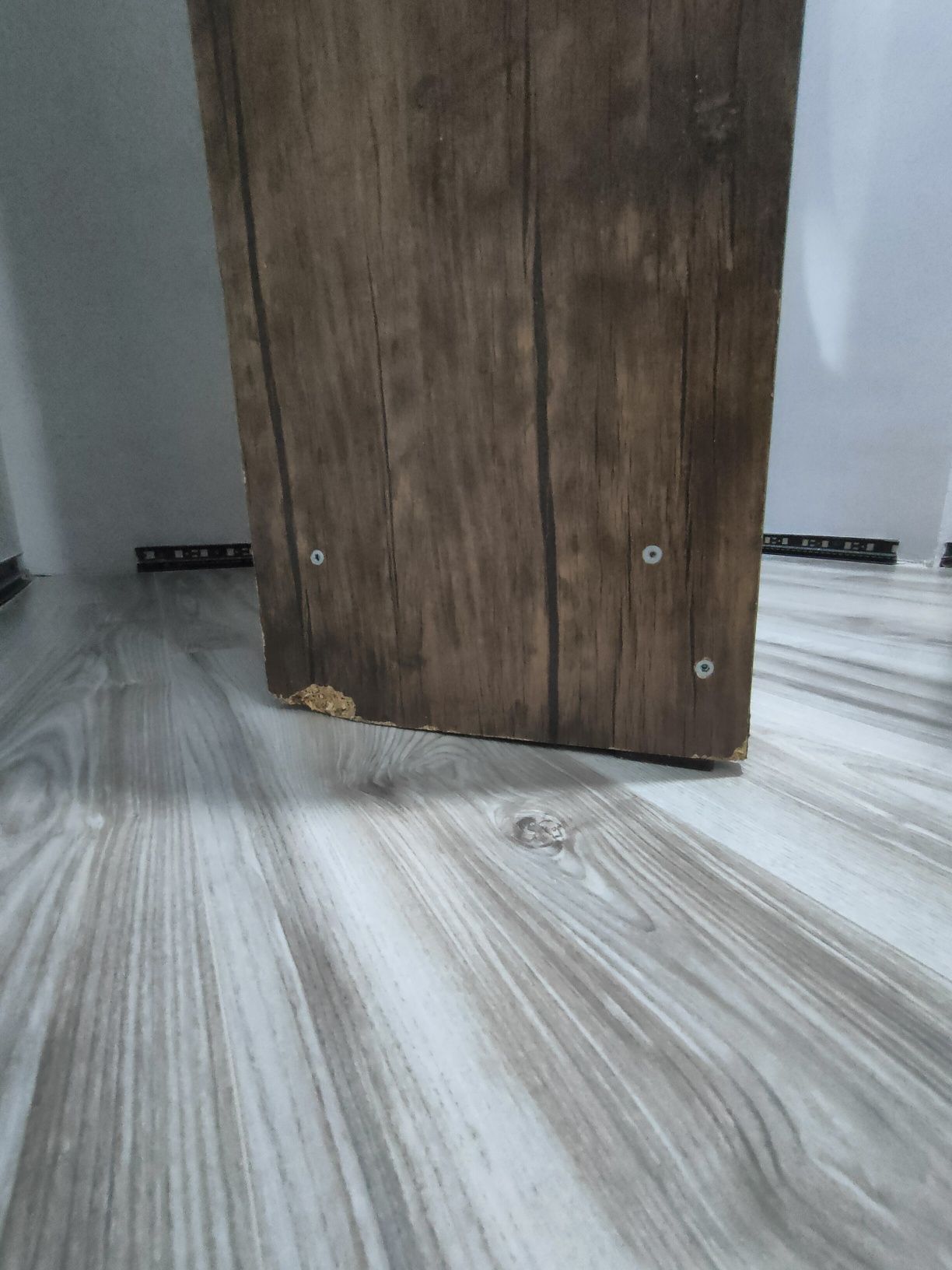 Продается шкаф в прихожую б.у.