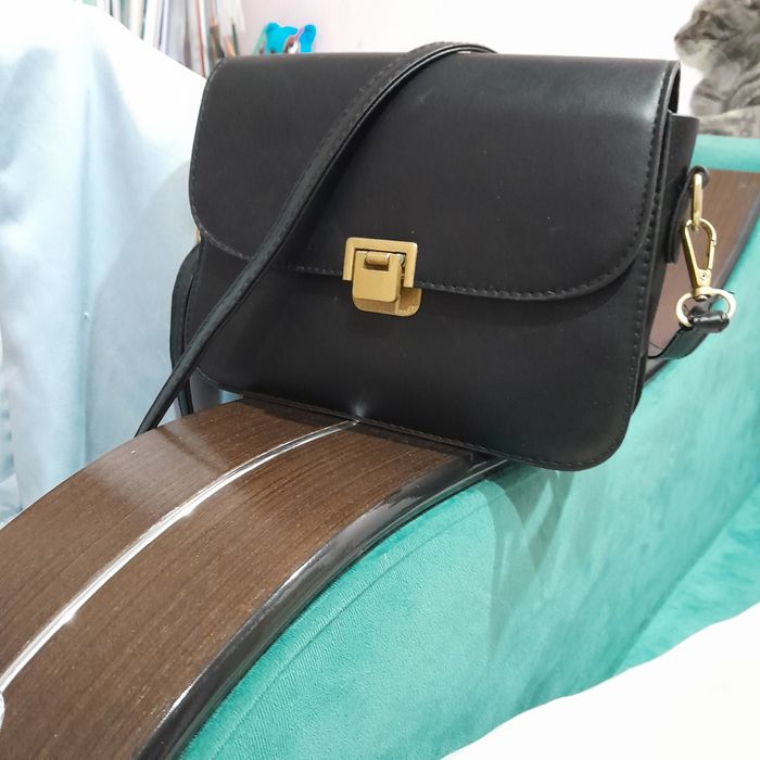 продаю сумку,черная