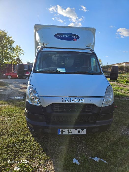 Iveco daily cu lift
