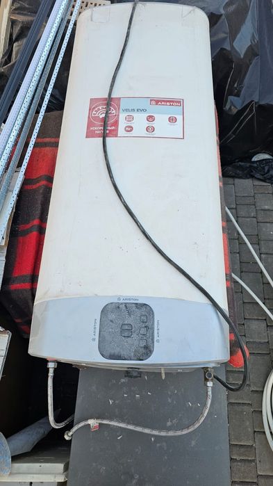 Продам водонагреватель