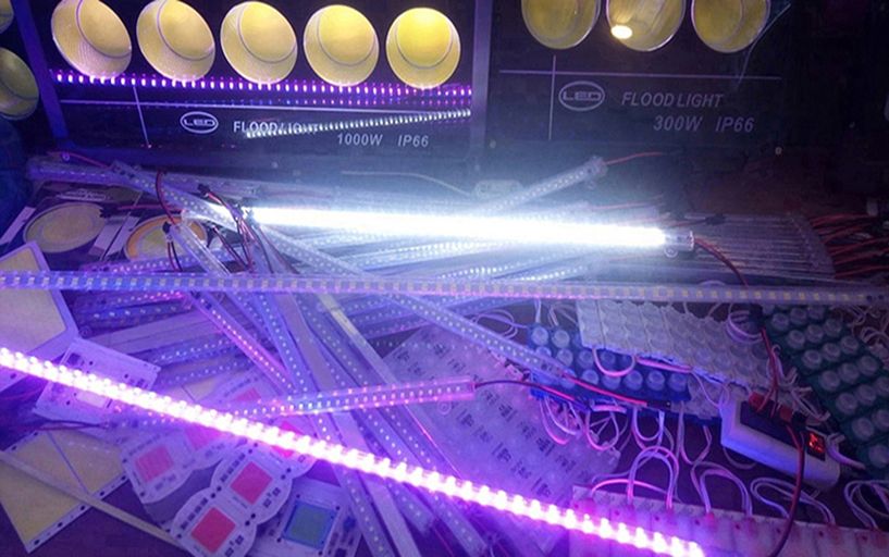 LED освещение или подсветка СВЕТО-ДИОДНЫЕ ПЛАНКИ гибкие ленты и другое