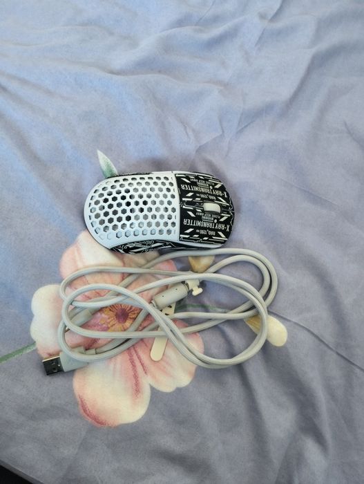 Продам игравую мышку ajazz aj199