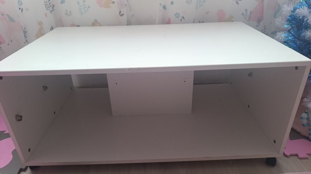 Холна маса - бяла