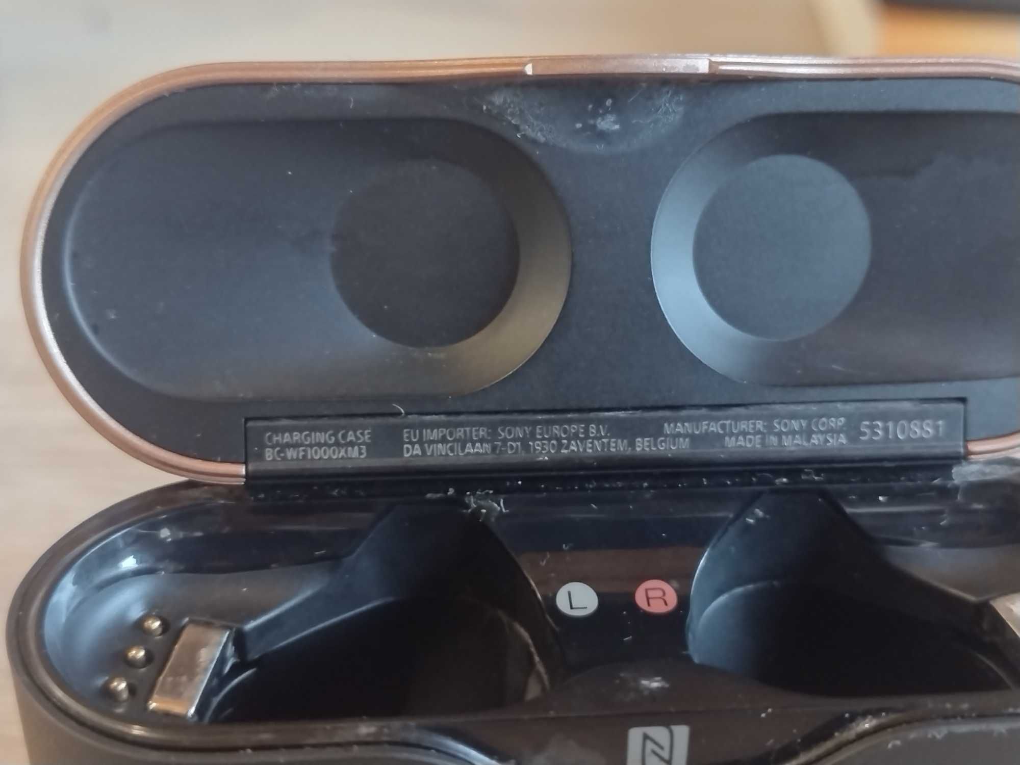 Sony BC-WF1000XM3 зарядна кутия