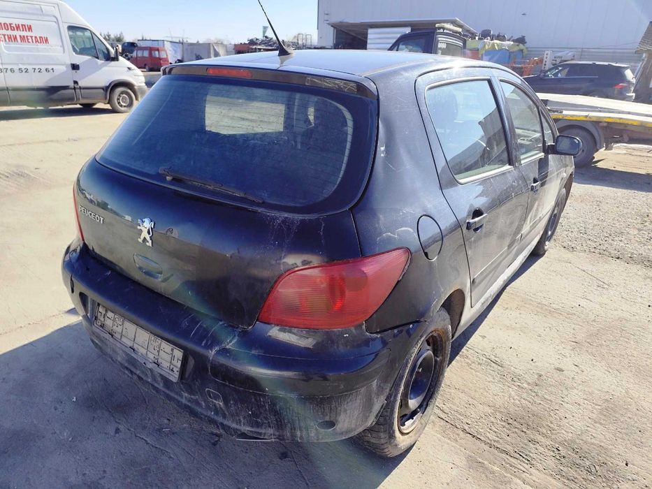 Peugeot 307 1.4 - 75к.с - 2005г. на части