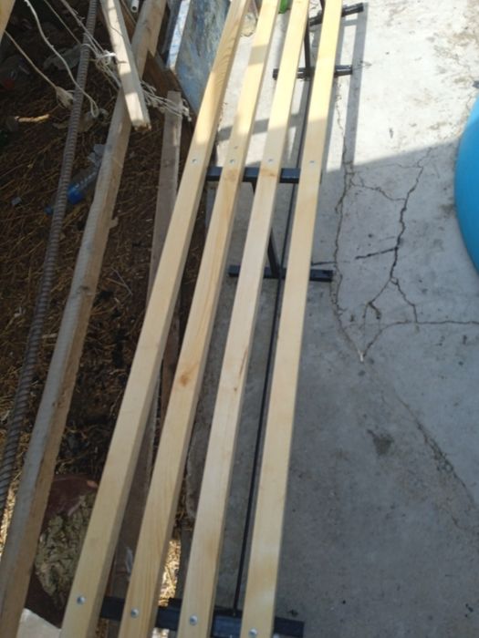 Скамейкалар сотилади 150 минг