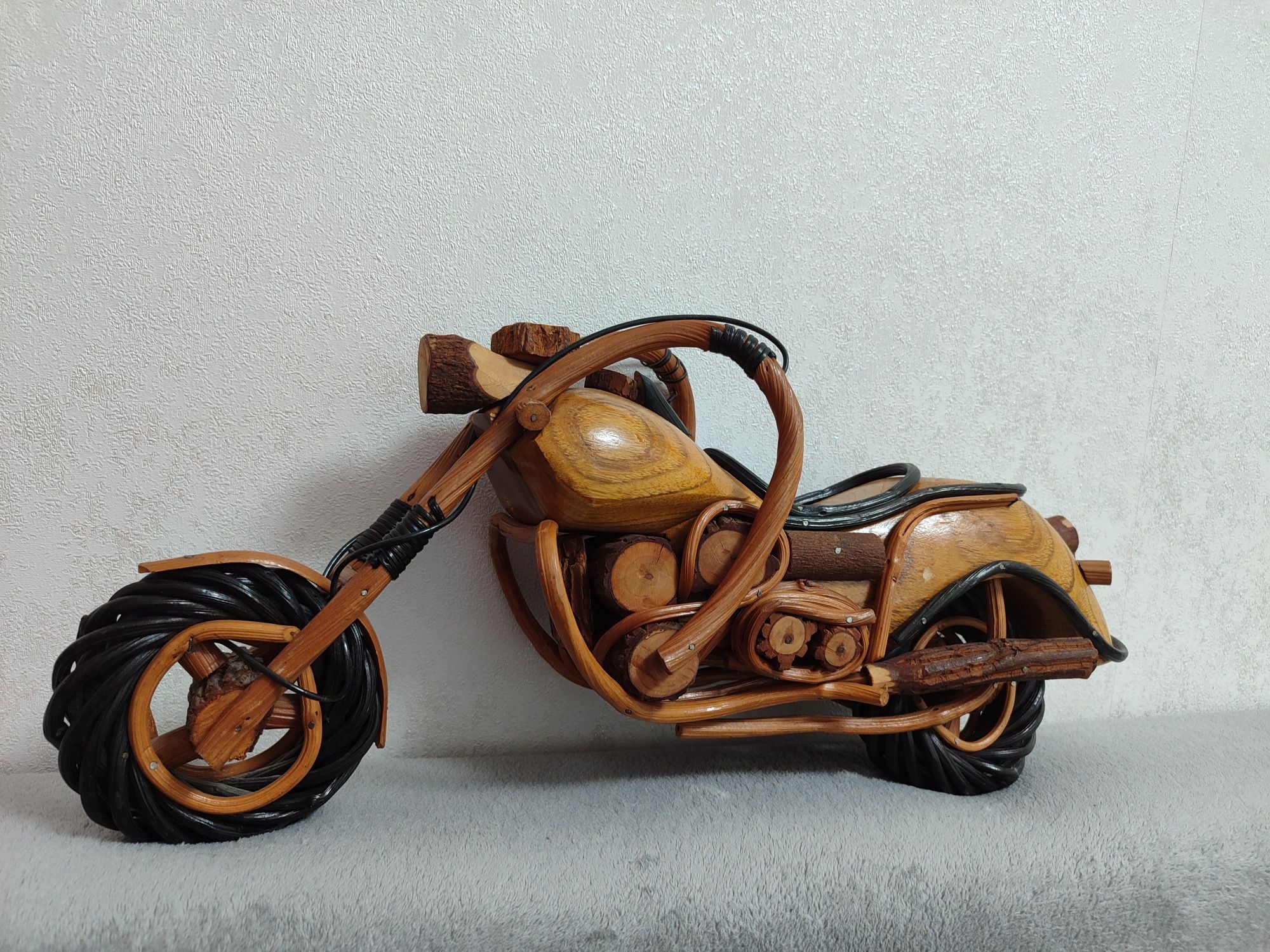 Продам сувенир, декор мотоцикл из Таиланда